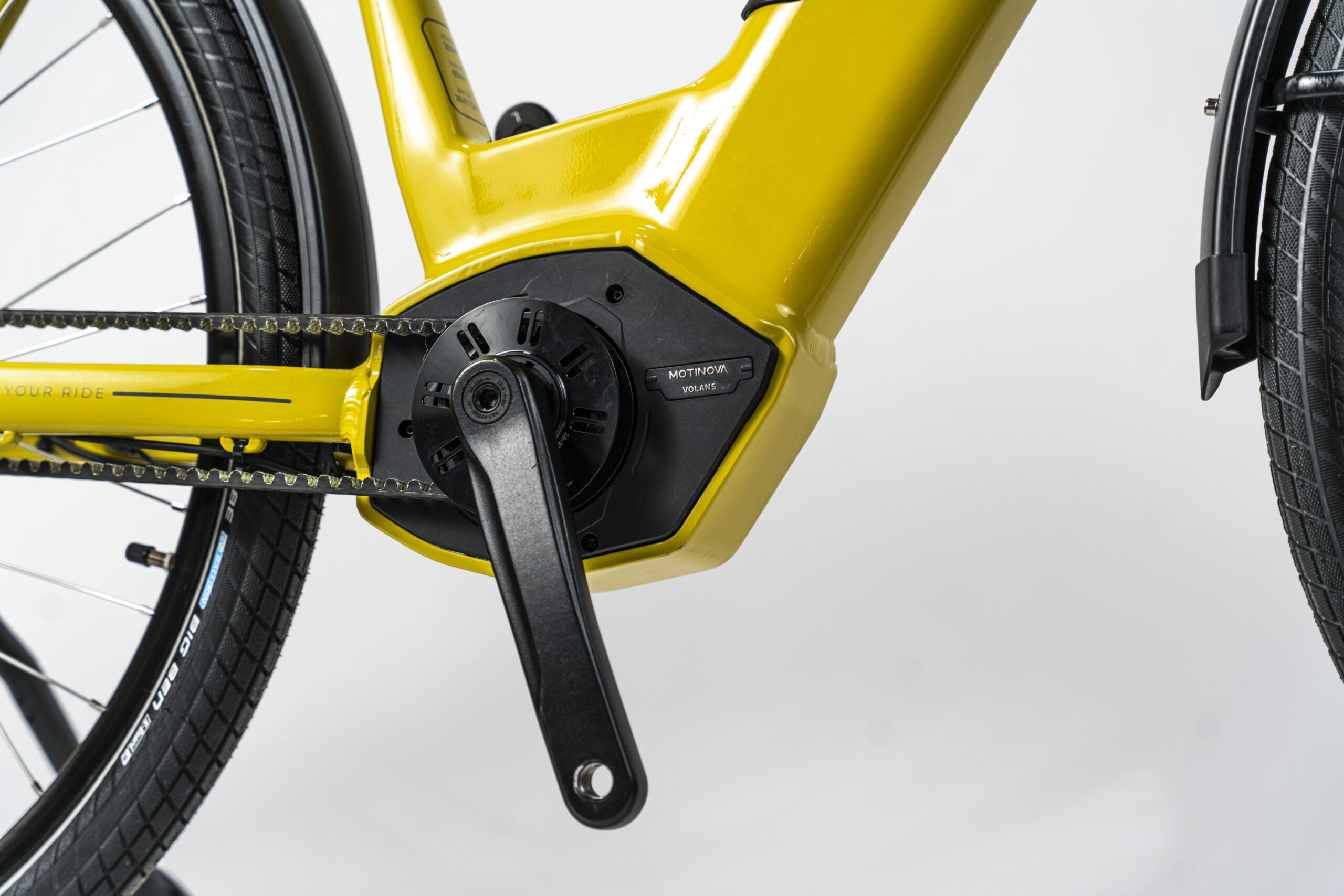 _dsc2564 ROWER ELEKTRYCZNY NEON GLOW