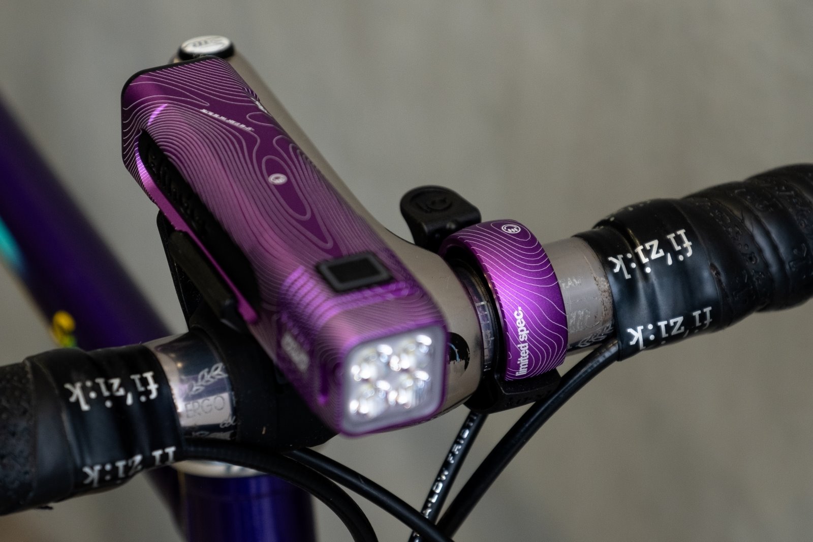 Lampa Knog Blinder Pro 900 Limited