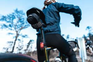 LEZYNE SAKWA ROAD CADDY BLACK 0,4l